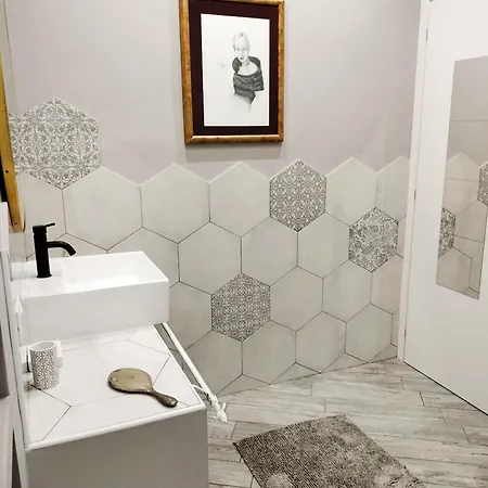La Casa Dei Ricordi Apartment *